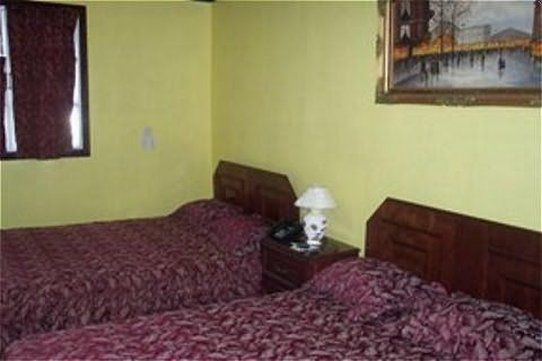Regency Suites Hotel Georgetown Quarto foto
